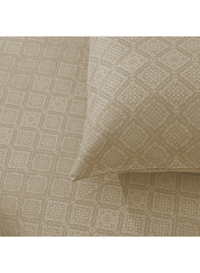 مورانو طقم ملاءات سرير مورانو صوفيا مصنوع من مادة الألياف الدقيقة بملمس يشبه القطن لملمس ناعم وجيد التهوية، مثالي للأسرة المزدوجة، مقاس 240 × 260 سم، يتضمن أكياس وسائد - Image 4