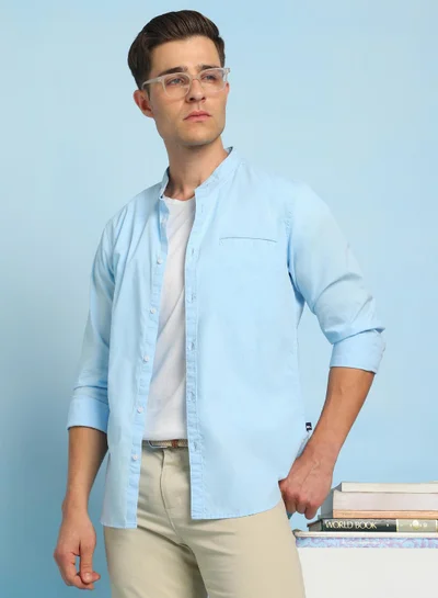 Dennis Lingo Men's Sky Blue 100% Cotton Solid Button Down Regular Fit Shirt