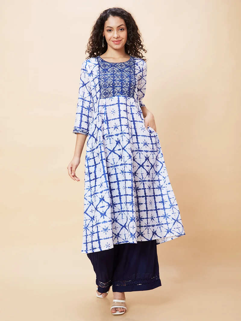 globus Women Dyed Embroidered Round Neck Anarkali Kurta