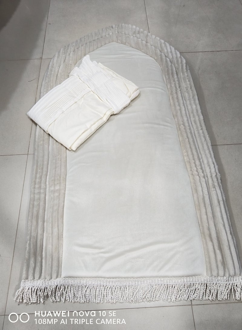 Brides Prayer rug and sheet set with a new design, soft striped/beige