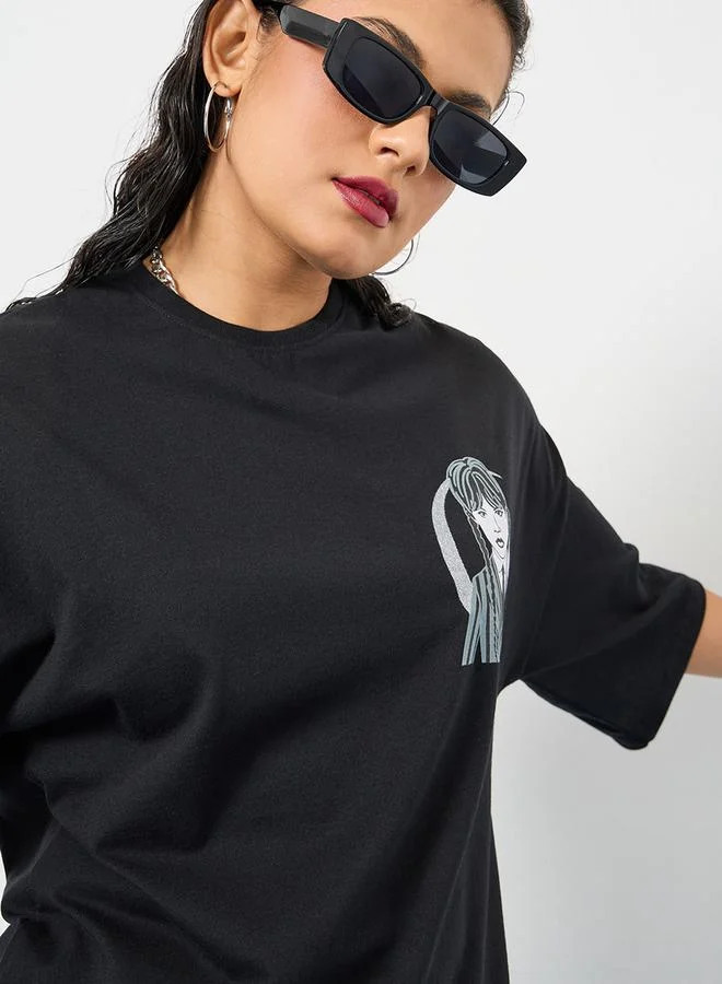 Styli Oversized Wednesday Print Drop Shoulder Longline T-shirt