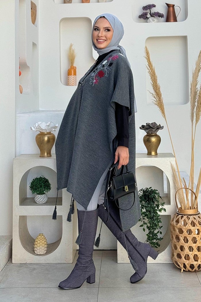 Bym Fashion Single Button Front Shoulder Embroidery Detailed Knitwear Poncho 12031 Smoke  - Image 3