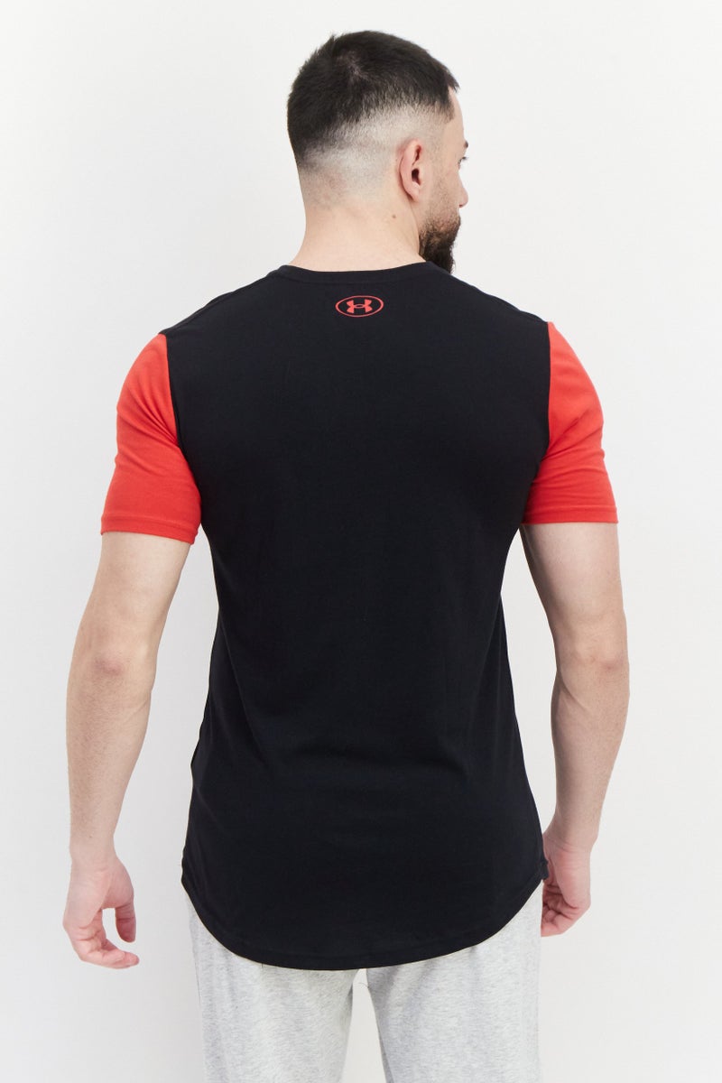 UNDER ARMOUR تي شيرت رياضي للرجال، أسود/أحمر - Image 4