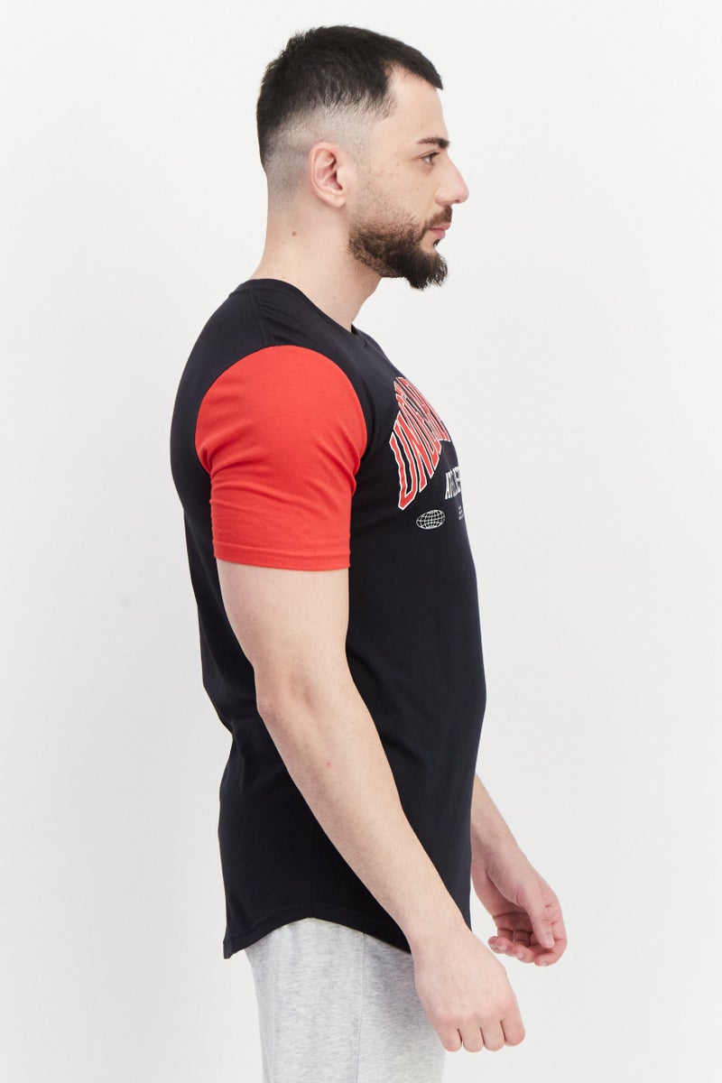 UNDER ARMOUR تي شيرت رياضي للرجال، أسود/أحمر - Image 2