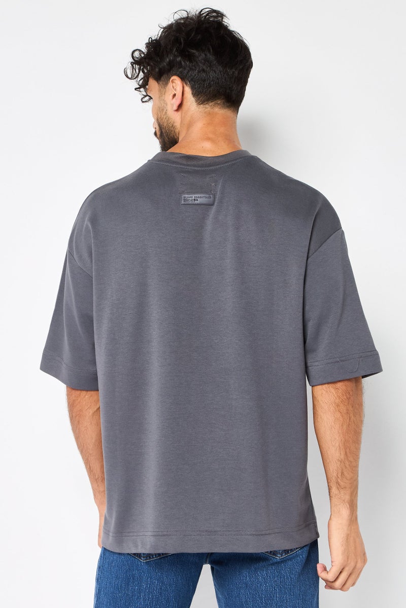 Blank Essentials Men Crew Neck Short Sleeves Brand Logo T-Shirt, Dark Grey - Image 4