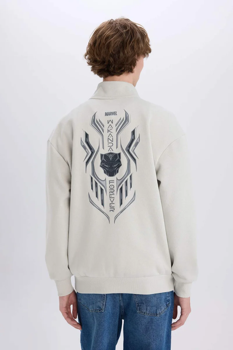 ديفاكتو Boxy Fit Marvel Licensed Printed Long Sleeve Sweatshirt