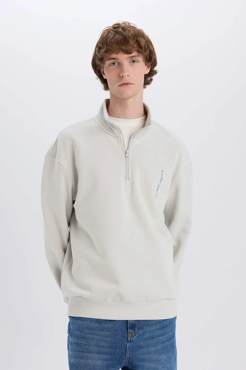 ديفاكتو Boxy Fit Marvel Licensed Printed Long Sleeve Sweatshirt