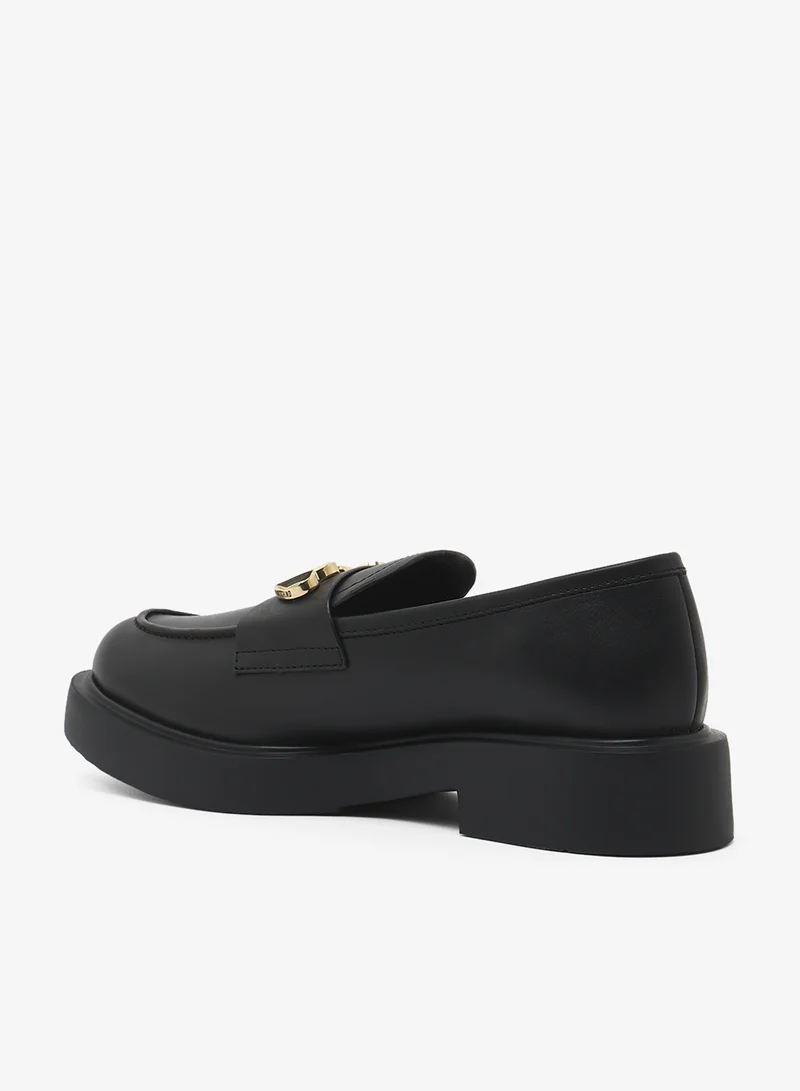 لوف موسكينو حذاء لوفر مغلق من الأمام