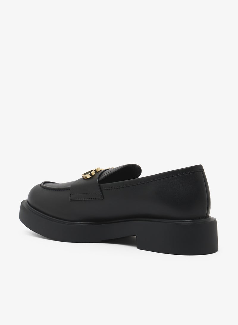 لوف موسكينو حذاء لوفر مغلق من الأمام - Image 3