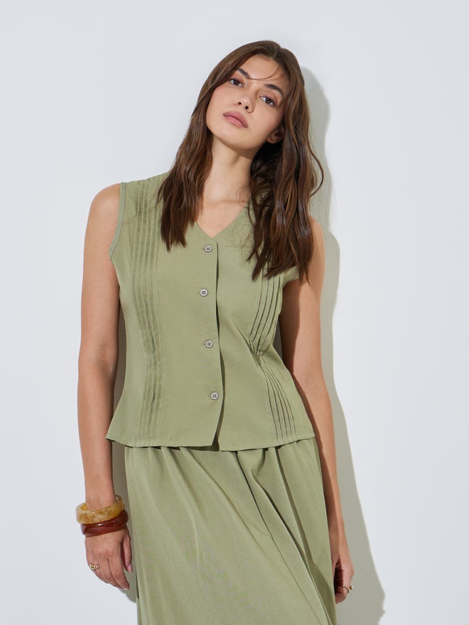 Styli Green Pintuck Detail Top and A-Line Maxi Skirt Set - Image 2