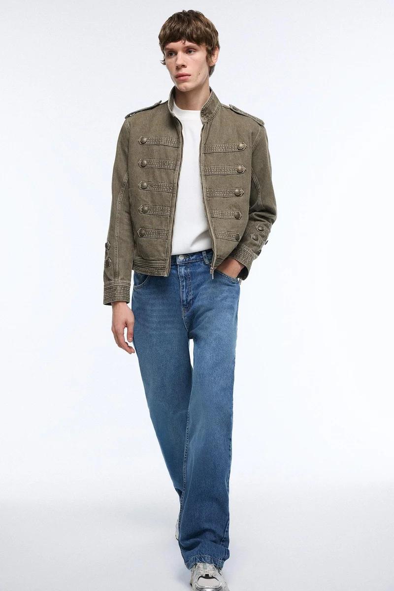 Relax Fit Mid Waist Straight Leg Jeans