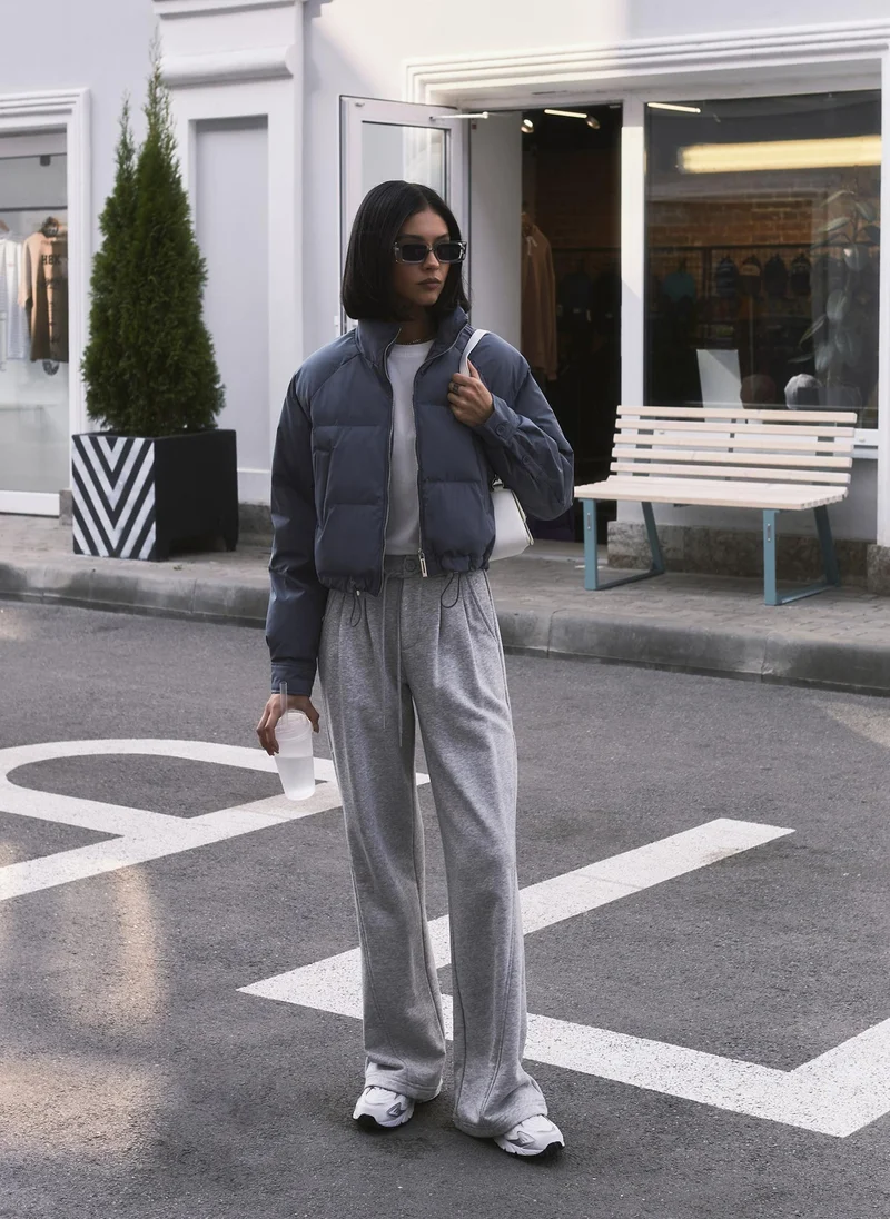 Lichi Jersey tie-up trousers with gathers at the waist