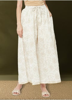 Abhishti embroidered kurta with brocade flare pants and dupatta-offwhite  - Image 2