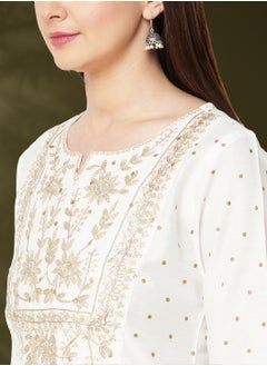 Abhishti embroidered kurta with brocade flare pants and dupatta-offwhite  - Image 3