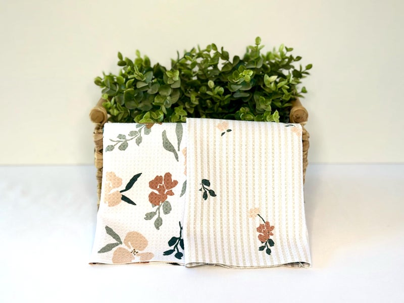 Trig Kitchen Towel. Tea Towel. Dish Cloth. Double Sided Design. Quick Dry Waffle Weave Microfiber. Highly Absorbent. Designer Prints. Modern. 2 Pack. Grace. - Image 4