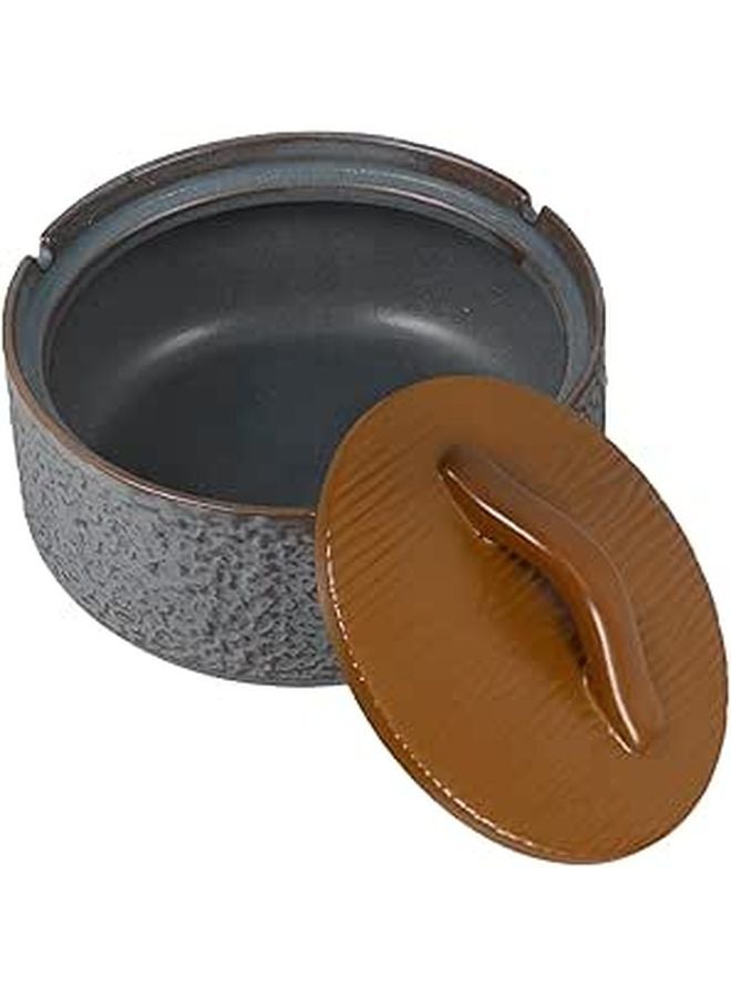 Vintage Ceramic Ashtray With Lid Windproof Retro Holder For Indoor Outdoor Use - Image 1