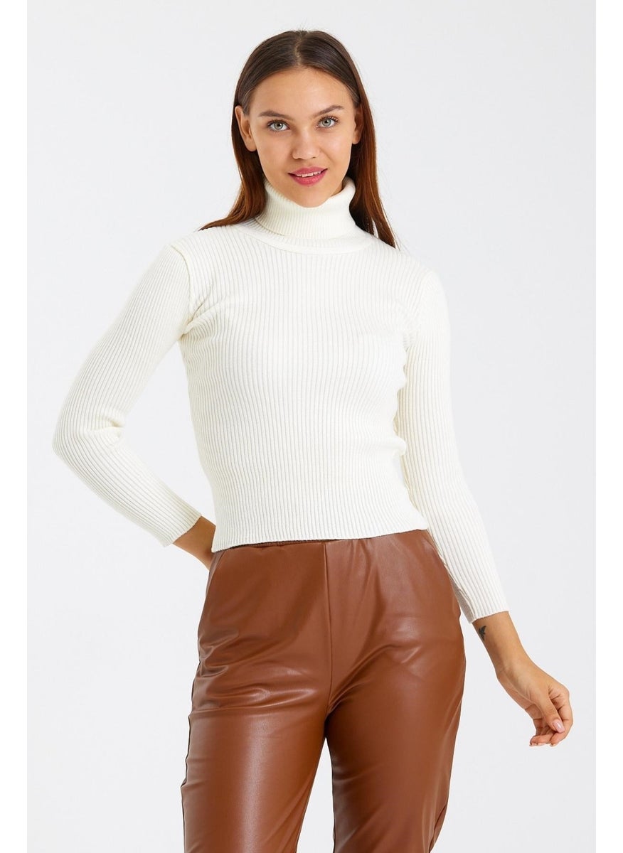 Odelon Women's Turtleneck Corduroy Wool Knitwear Sweater Ecru  - Image 2