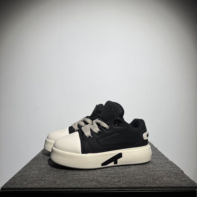 Unisex Casual Sneaker Shoes - Image 1