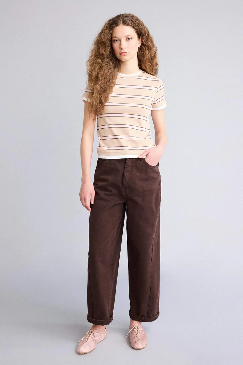 ديفاكتو Regular Fit Crew Neck Ribana Short Sleeve T-Shirt