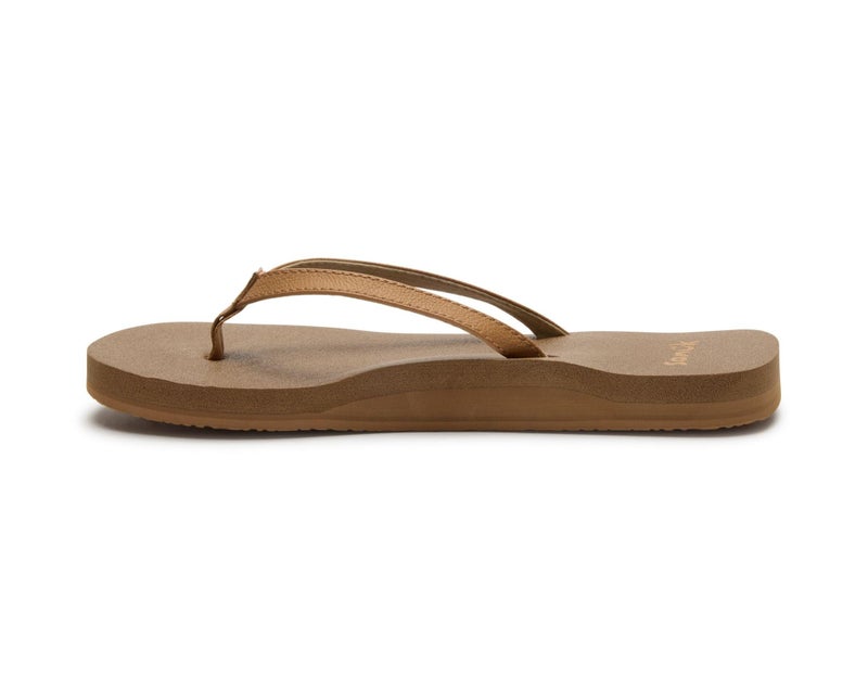 Sanuk Yoga Joy Womens Flip Flops | Yoga Mat Footbed | Sandals for Women | Womens Yoga Sandals | Women's Beach Sandals, Tan, 9 - Image 3