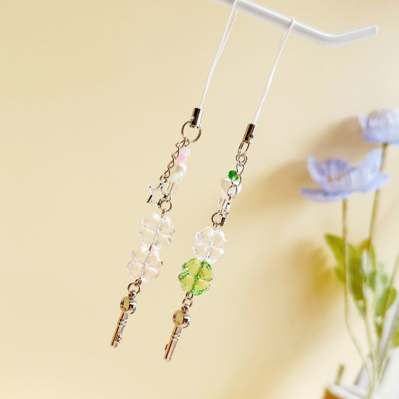 New Sweet Girl Alloy Four-leaf Clover Small Key Goo Ben Pendant Bag Hanging Buckle Mobile Phone Chain Lanyard Decoration - Image 5