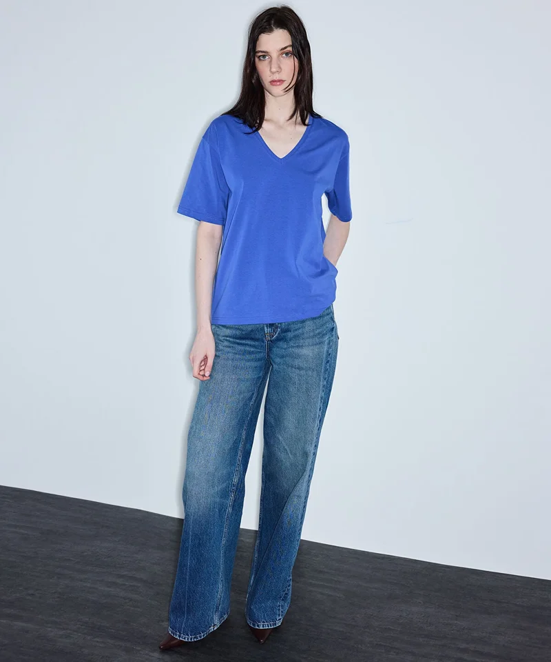 ابيكول V-Neck Basic T-Shirt