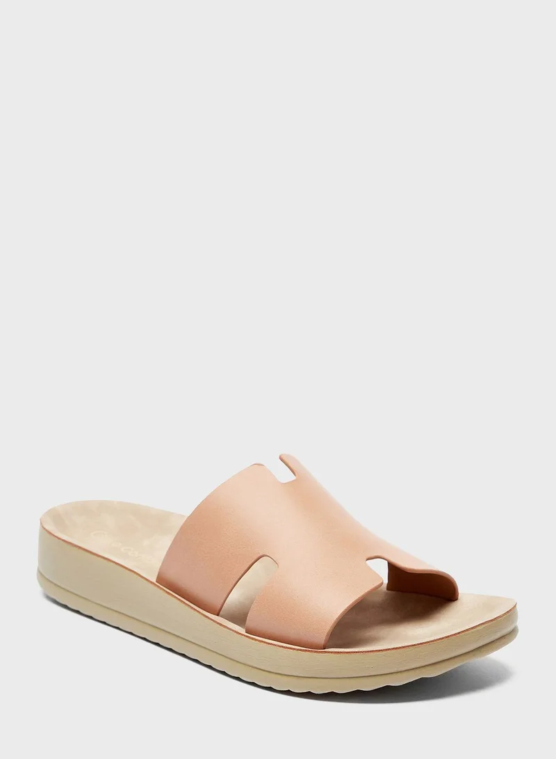 لو كونفورت Single Strap Flat Sandal