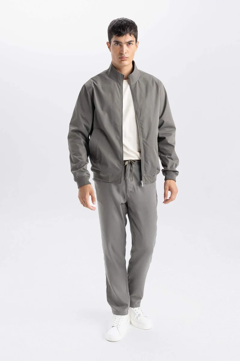 ديفاكتو Slim Fit Stand Collar Zippered Jacket