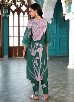  قصة Women's Jungle Green Contrast Tulips Kurta Set  - Image 4