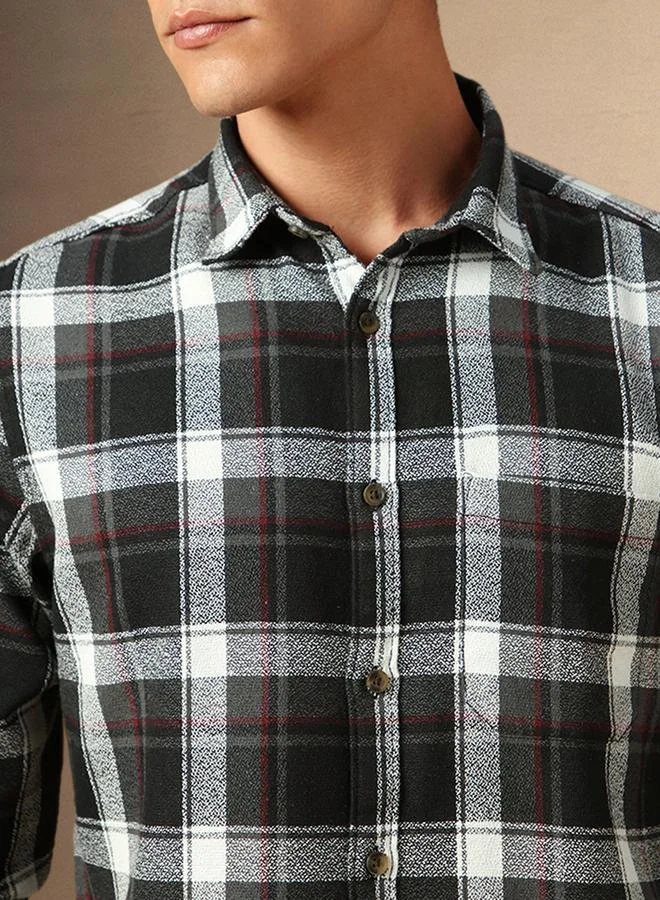 Dennis Lingo Men's Black Cotton Blend Checkered Button Down Relaxed Shirt