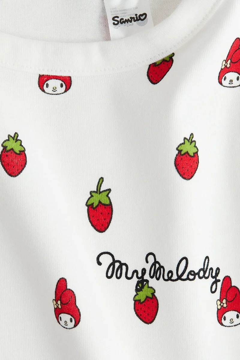 اتش اند ام بلوزة فيست مزينة بطبعة