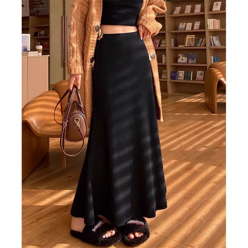 Women's Solid Color Bodycon Midi Pencil Skirt - Image 3