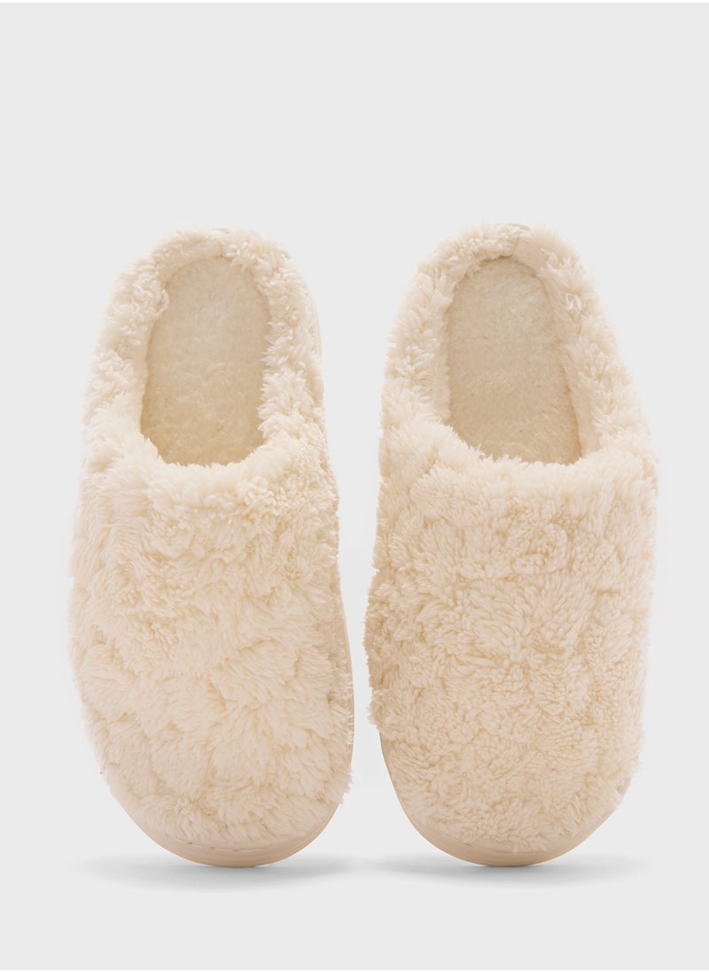 Textured Bedroom Slippers - pzsku/Z2AE2E3C7B033BEBED929Z/45/_/1740638132/ff598a3b-fec9-4976-9bc4-854b65706184