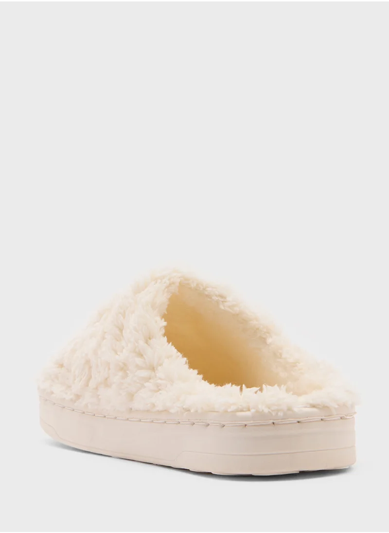 جينجر Textured Bedroom Slippers