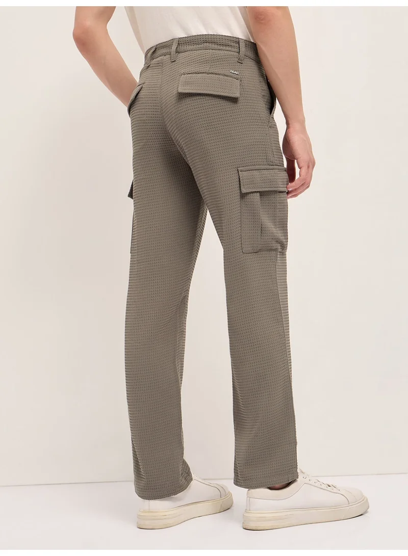 The Bear House  Men’s trouser for everyday wear, smart, stylish and comfortable bottom wear for office, travel and casual outings, perfect choice to elevate your look for any occasion for Men | Best Price UAE
