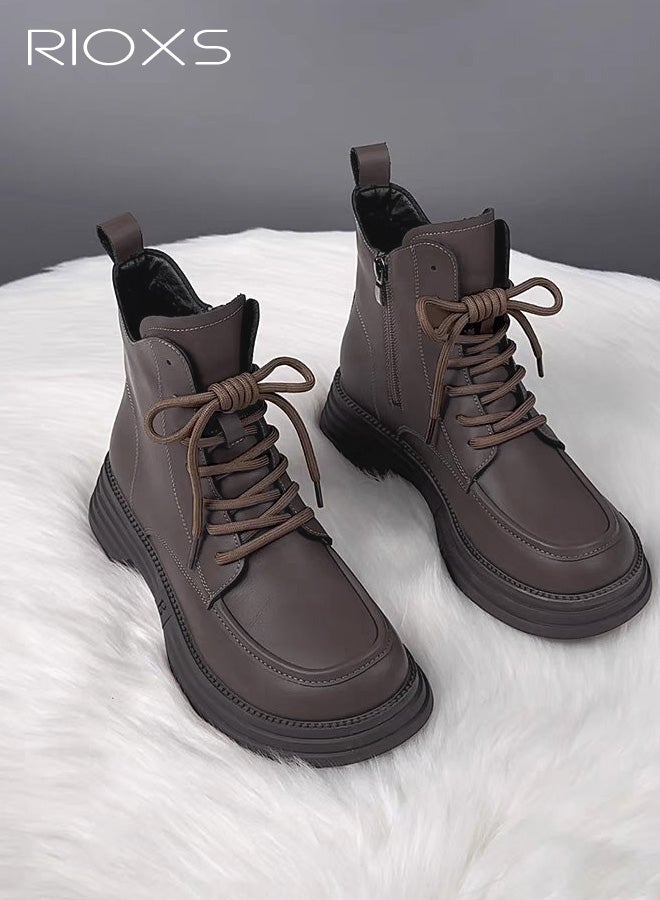 ريوكس أحذية تشوكا نسائية، أحذية قتالية أنيقة من الجلد الناعم بكعب متوسط، أحذية كاحل كلاسيكية برباط وكعب سميك ونعل خارجي مقاوم للانزلاق، لون بني. - Image 2