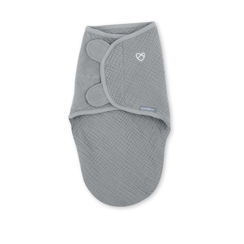 SwaddleMe سوادل مي من إنجنيويتي - سواتر موسلين الأصلية، 100% قطن، حجم صغير/متوسط، للأعمار من 0-3 أشهر، 7-14 رطل، حتى 26 بوصة طول، 1.5 توغ - رمادي - Image 1