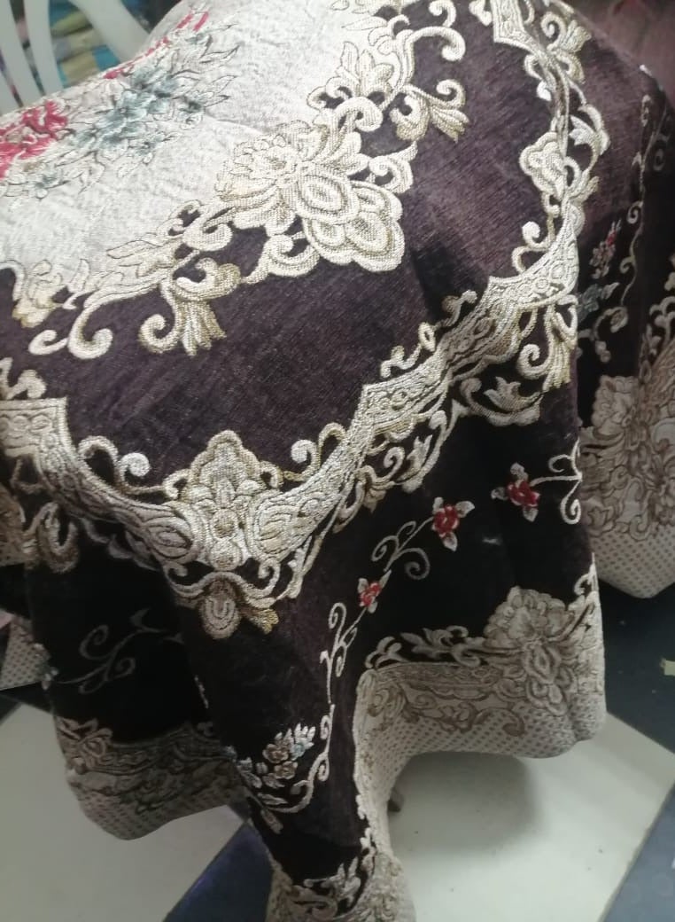 Original Gobelin Printed Tablecloth 150*250cm - Image 4