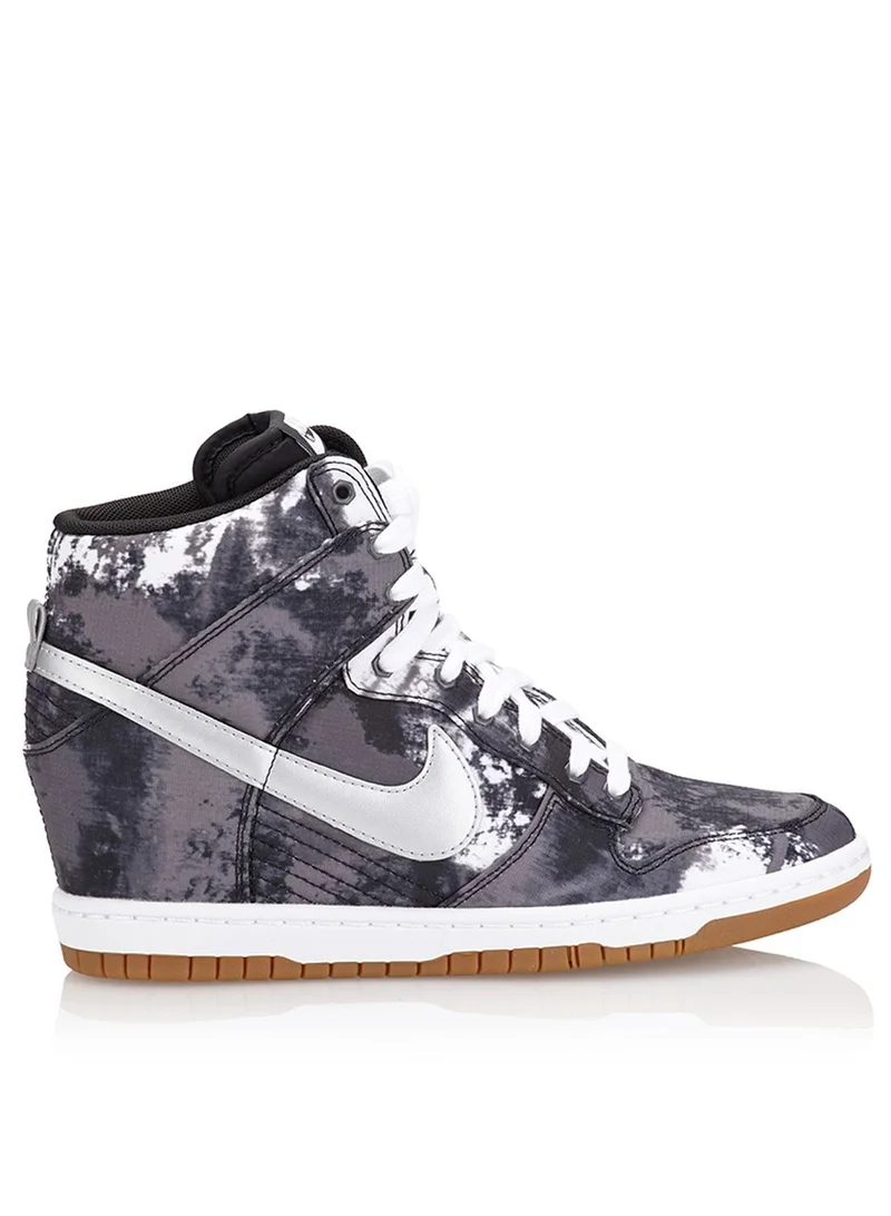 Nike Dunk Sky Hi Print Sneakers