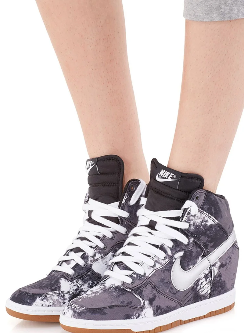 Nike Dunk Sky Hi Print Sneakers