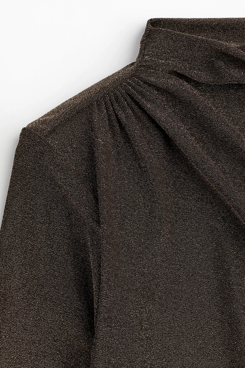 اتش اند ام فستان ميني ببطانة عند الكتف