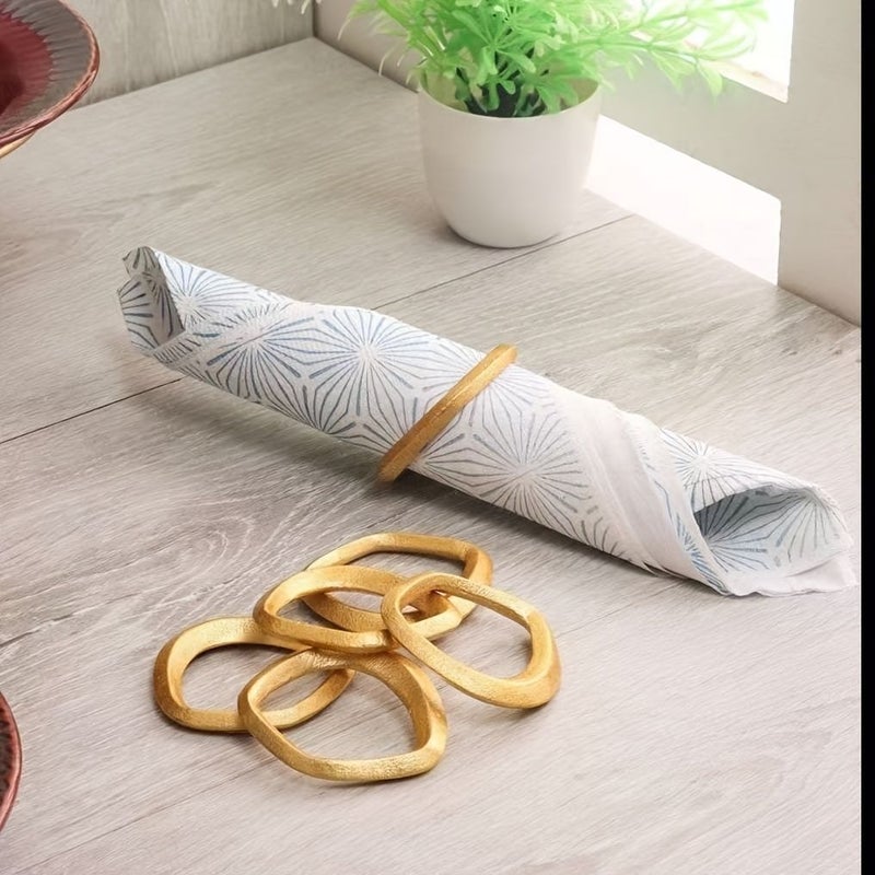 Black Irregular Creative Ring Napkin Holders 4pcs for Western Dining - Image 1