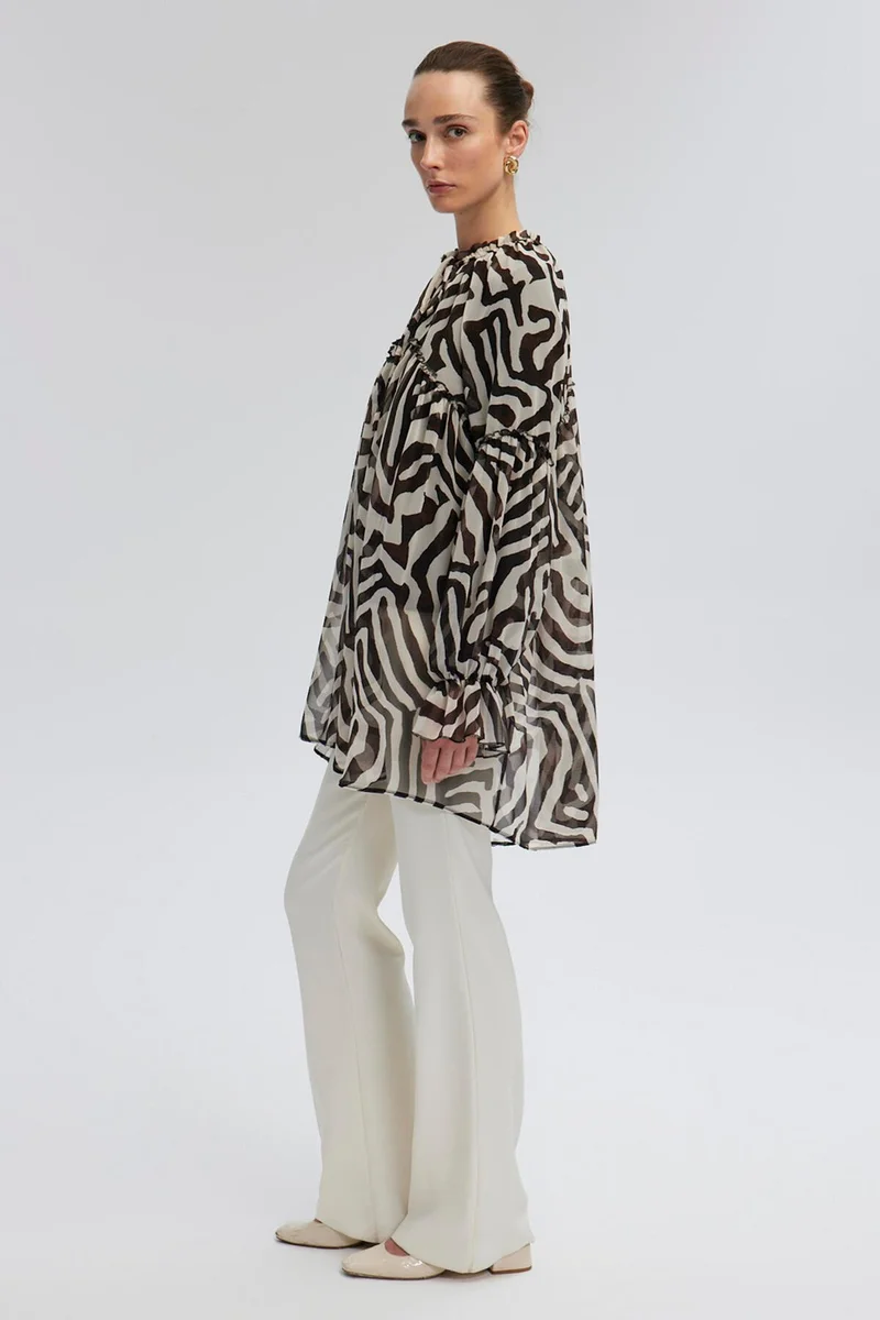 توتشي Patterned Chiffon Tunic