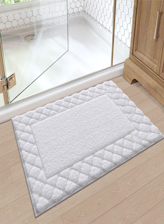 LUMI Bathroom Rugs, Ultra Soft Absorbent Bath Mat for Shower, Non Slip Washable Bath Rugs with Rubber Backing, Microfiber Plush Quick Dry Floor Mat for Bathtub, Floor, White, 17x30 - Image 1