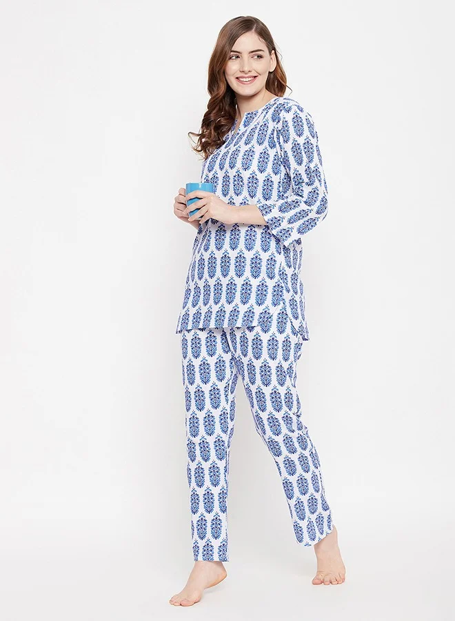 Clovia Clovia Pretty Florals Top & Pyjama in White - 100% Cotton