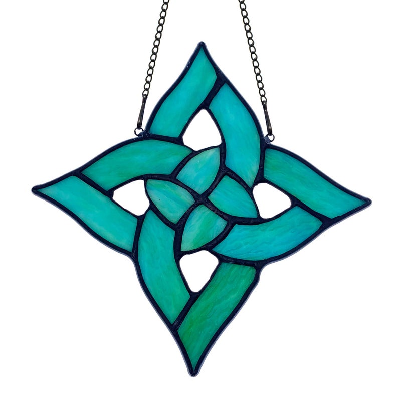 HAOSUM Celtic Trinity Knot Stained Glass Window Hanging Suncatcher OrnamentIrish Decoration Handmade Birthday Gifts for Women Parents Aunt SisterSt Patricks Day Gifts for Mom Grandma