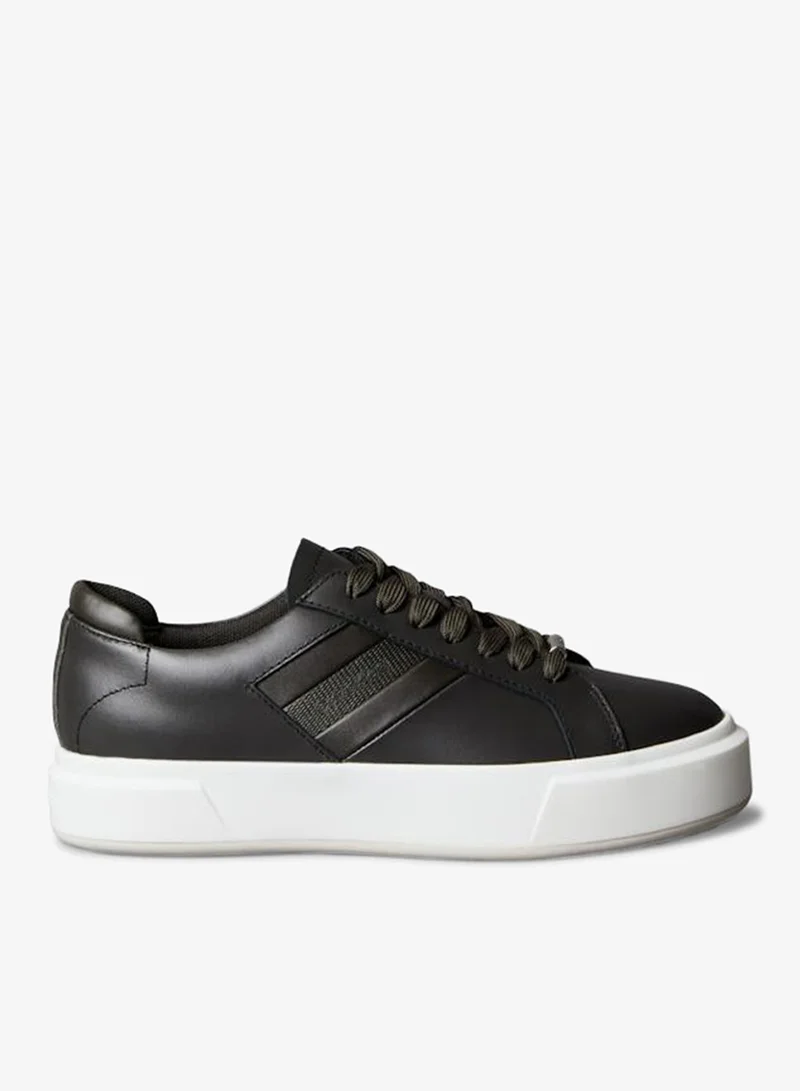 Casual Low Top Sneakers