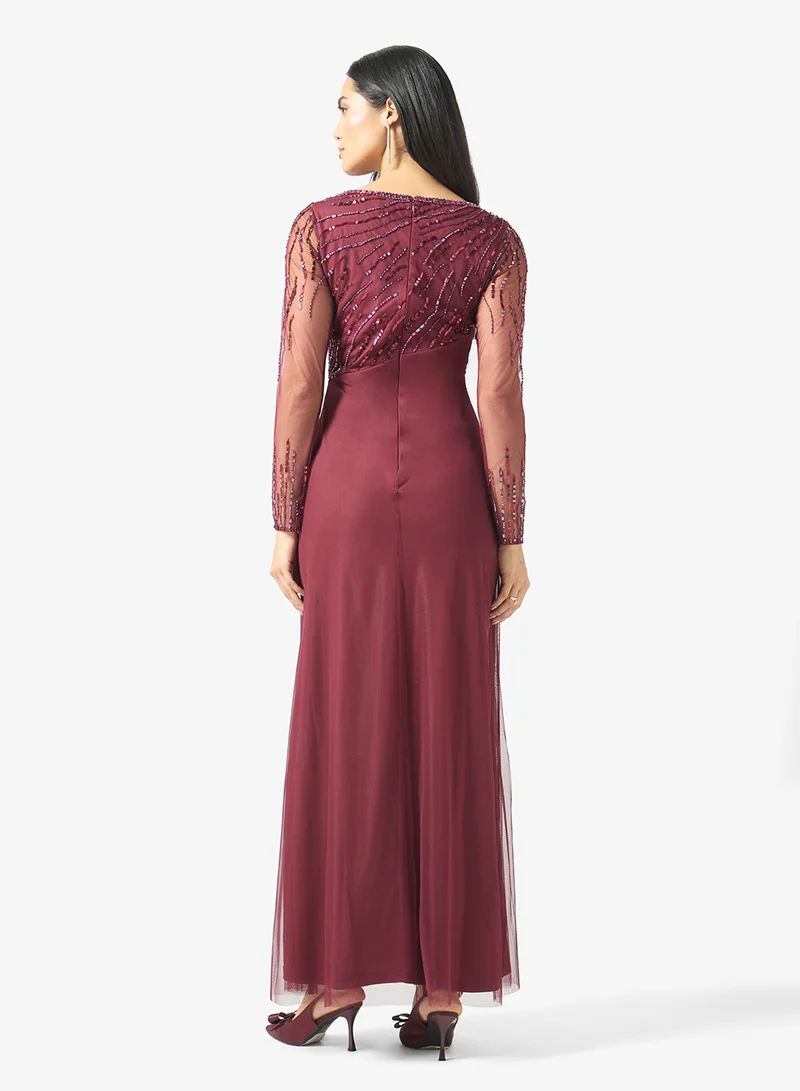 نمشي x فستان سهرة مزين