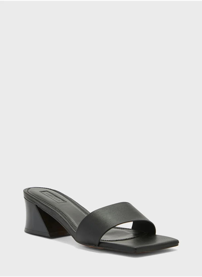 TOPSHOP Andy Angular  Sandals