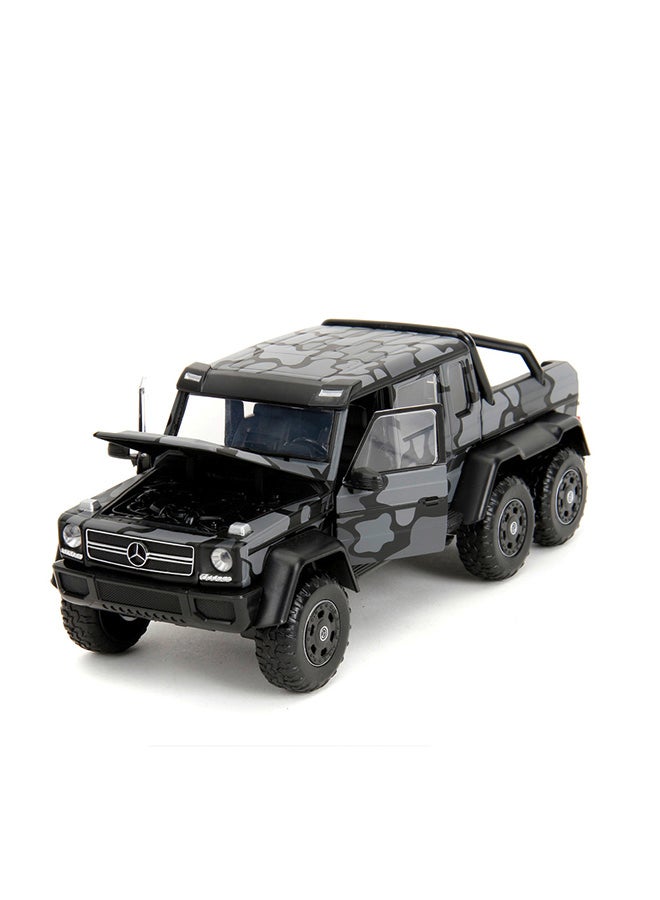 JADA Pink Slips 1:24 - Mercedes Benz AMG G63, Die-Cast Car with Base, Toys for Kids and Adults - Image 5